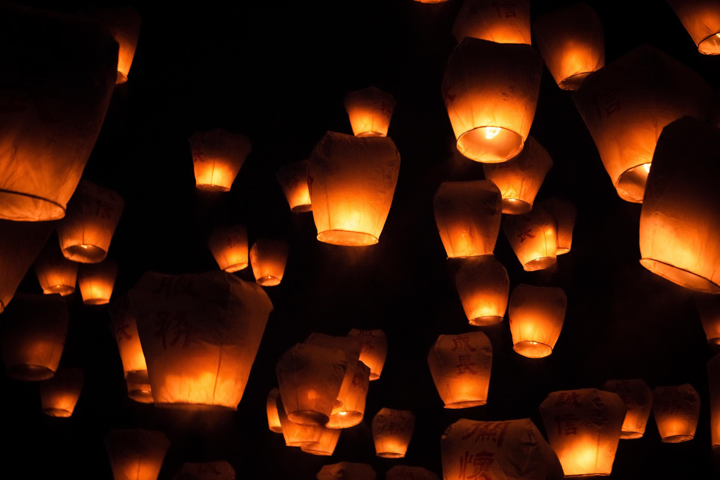 North Yorkshire Mps Urged To Tackle Menace Of Sky Lanterns The Northern Echo