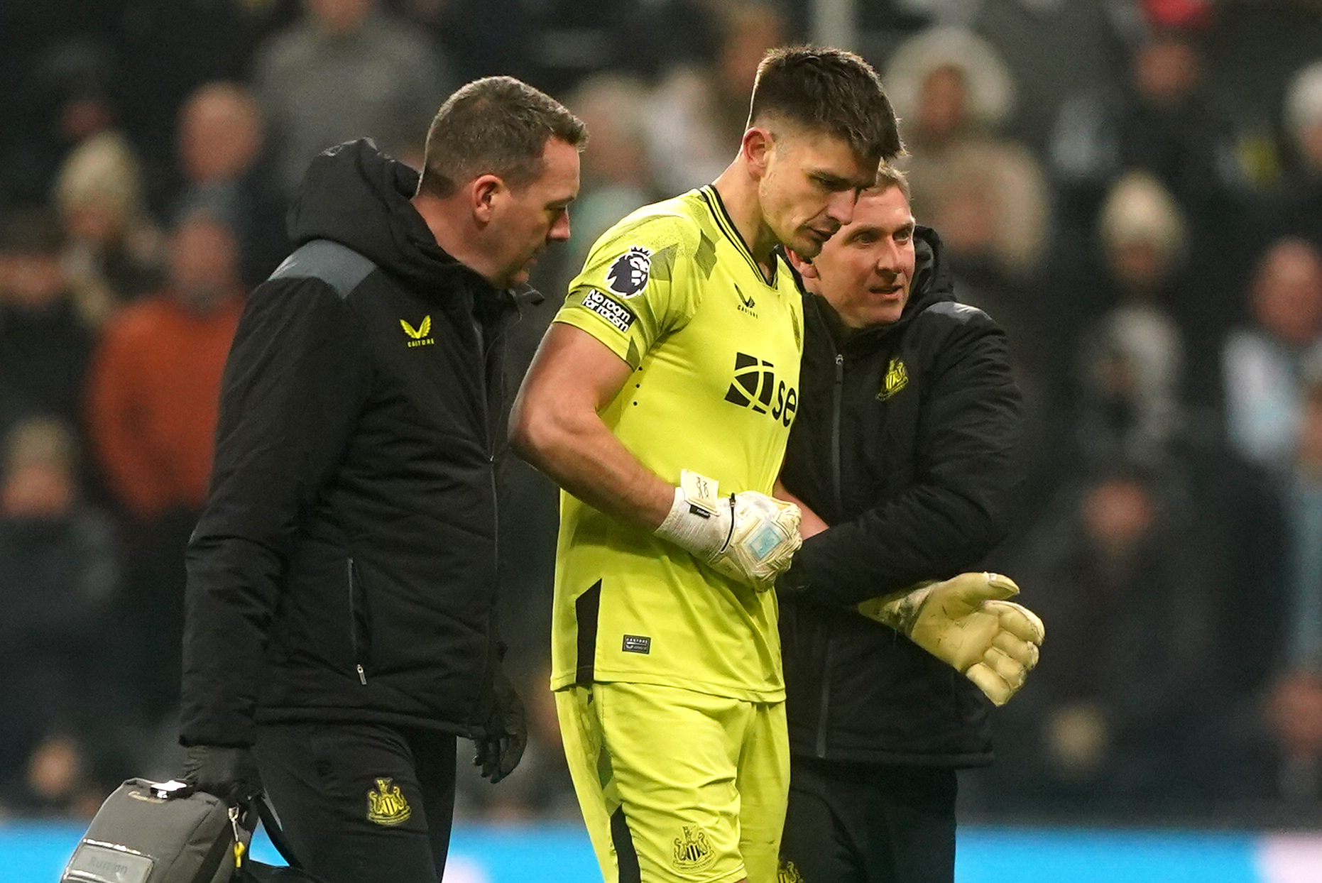 Newcastle: Nick Pope injury update after Manchester United win