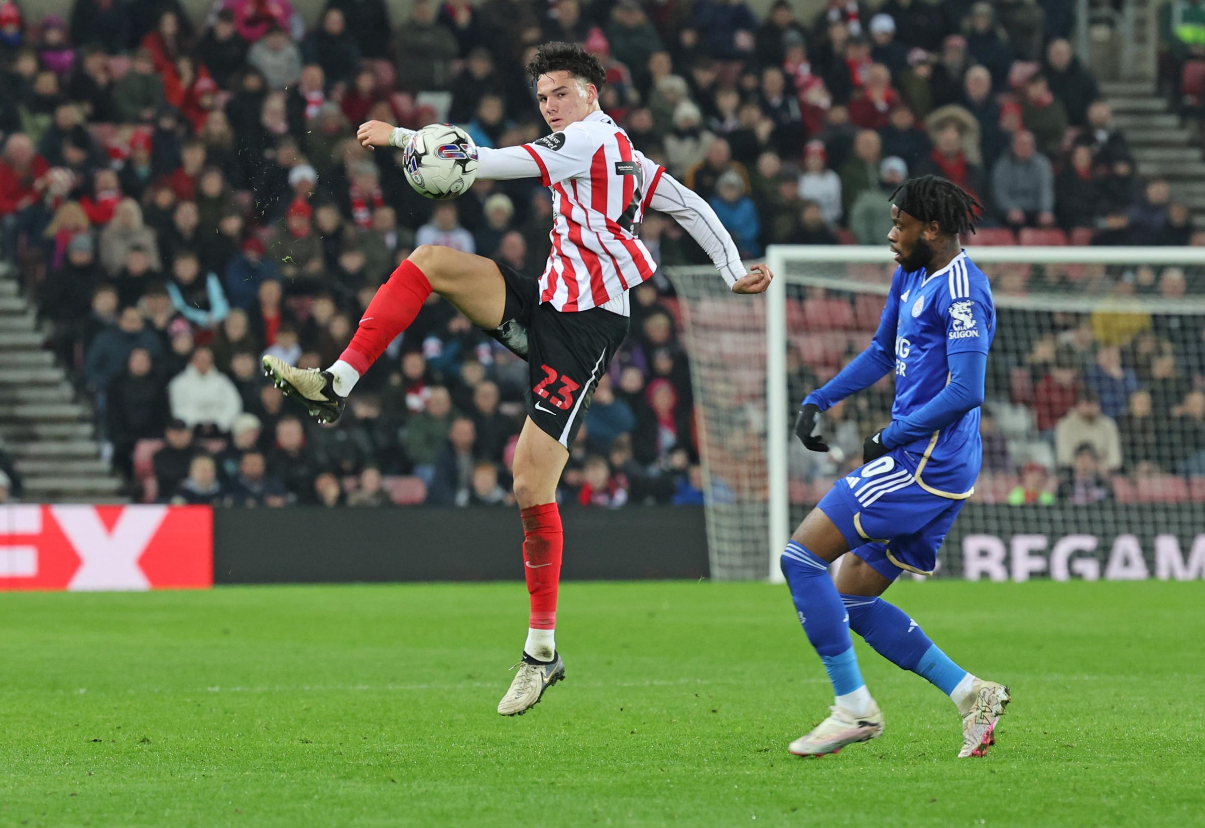 Sunderland defender Jenson Seelt happy with recovery from knee injury