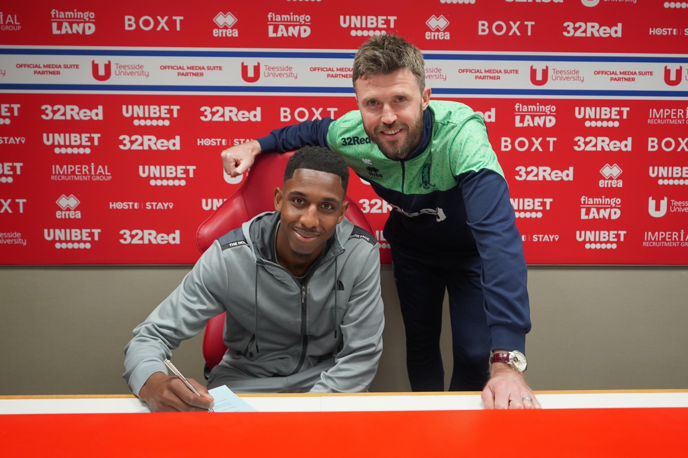 Isaiah Jones signs a new long-term contract with Middlesbrough