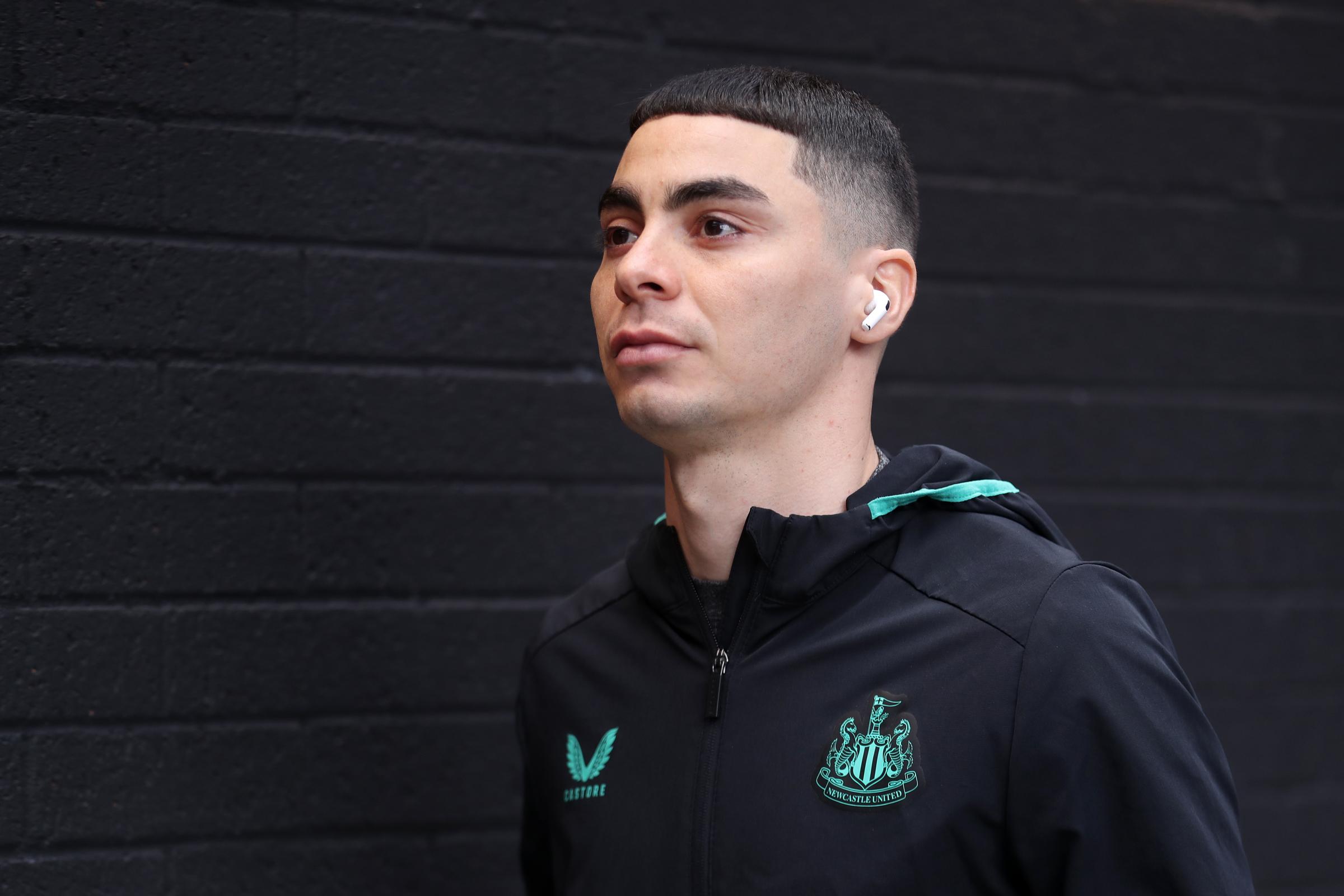 Eddie Howe wants Miguel Almiron to stay at Newcastle