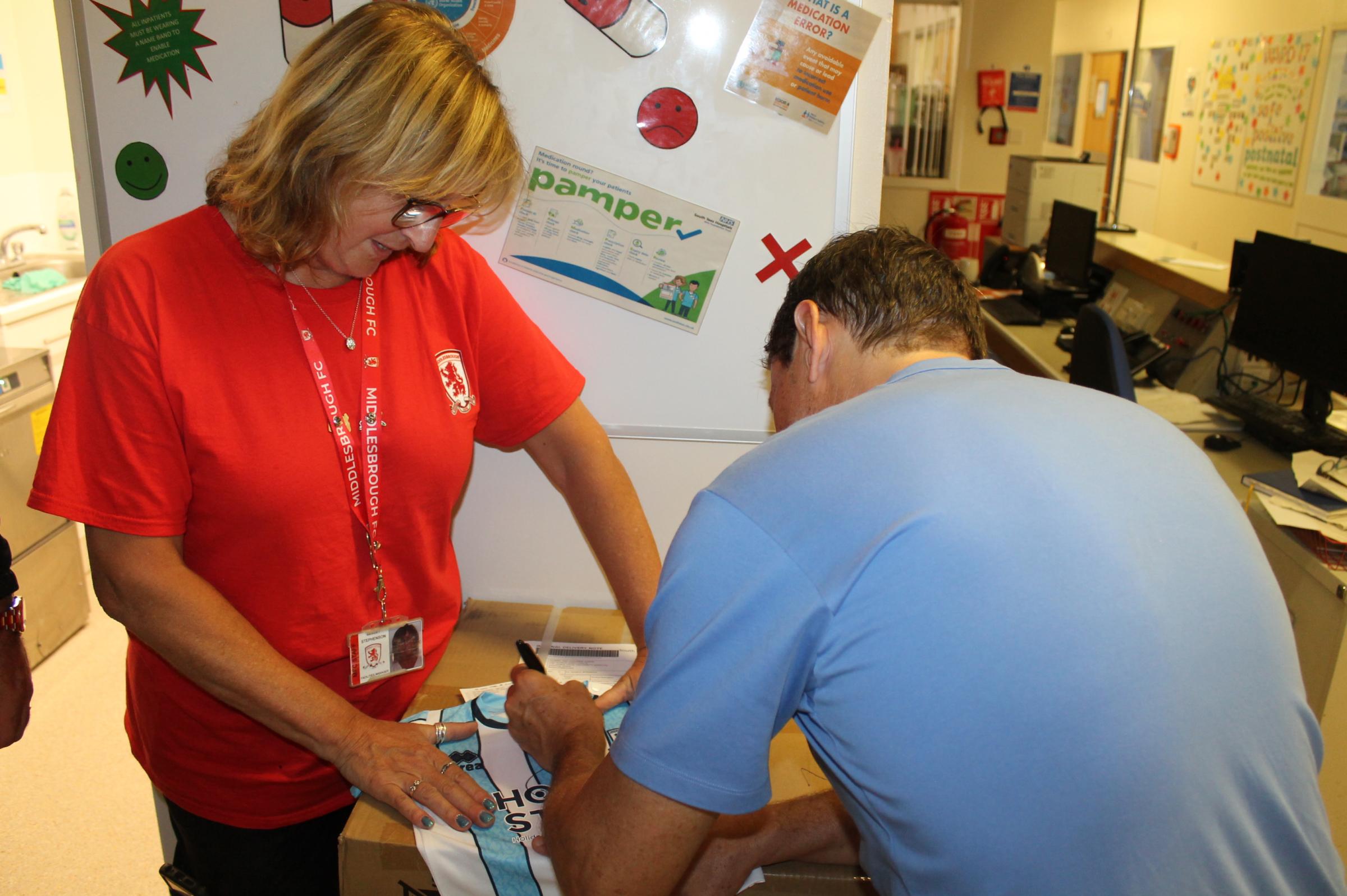 Middlesbrough legend Juninho surprises James Cook Hospital patients